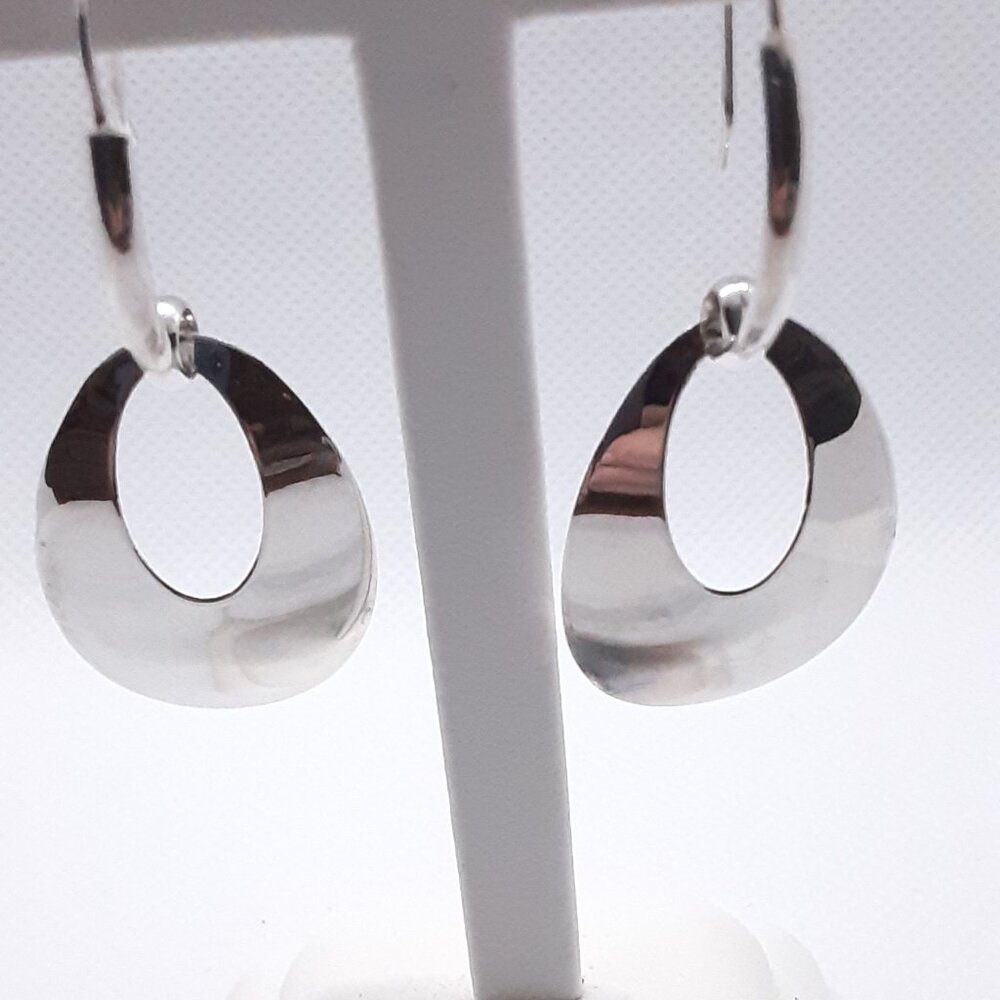 HOST PICK!!  CLOSET SALE!!  Sterling silver oval shaped earrings